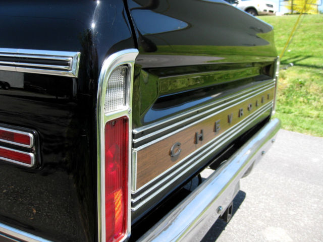 1972 Black Chevrolet C-10 Reg Cab