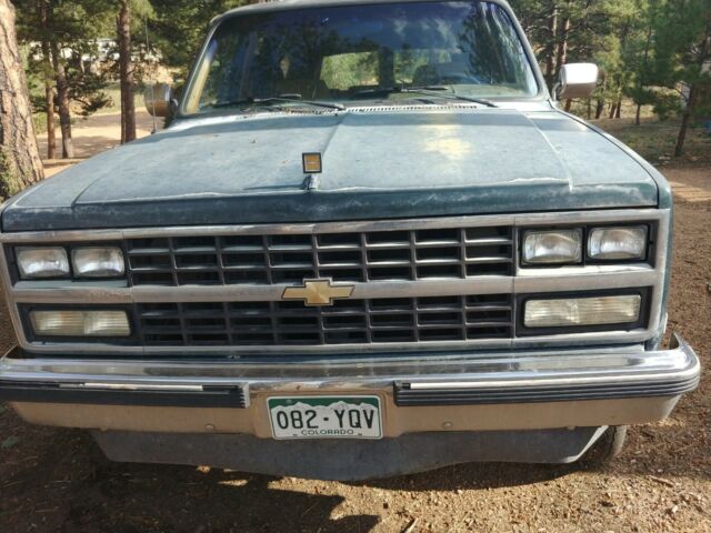1989 Chevrolet Suburban SUV
