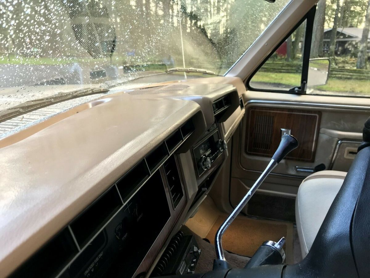 1981 Tan Ford F-150 Standard Cab Pickup