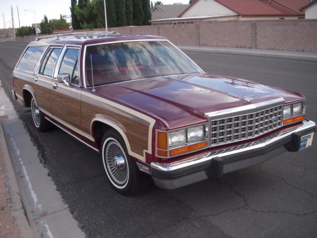 1986 Red Ford Crown Victoria Wagon
