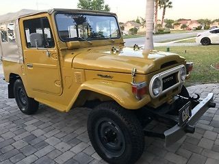 1976 Mustard Yellow Toyota Land Cruiser SUV