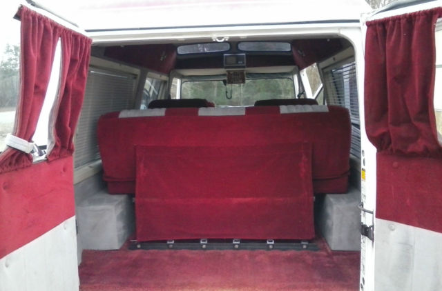 1987 White Chevrolet G20 Van Conversion