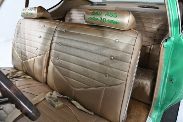 1970 Green Oldsmobile Cutlass Coupe