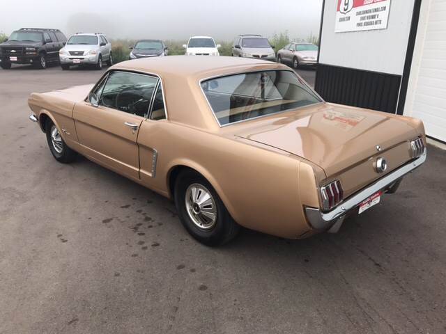 1965 Gold Ford Mustang