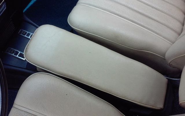 1971 Blue Mercedes-Benz 250c