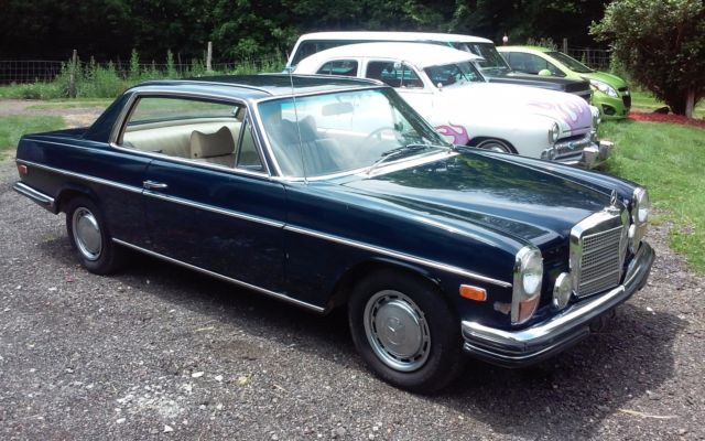 1971 Blue Mercedes-Benz 250c