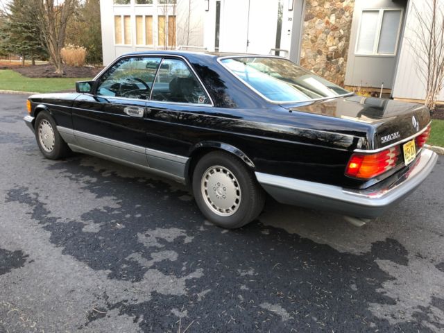 1988 Black Mercedes-Benz 500-Series Coupe