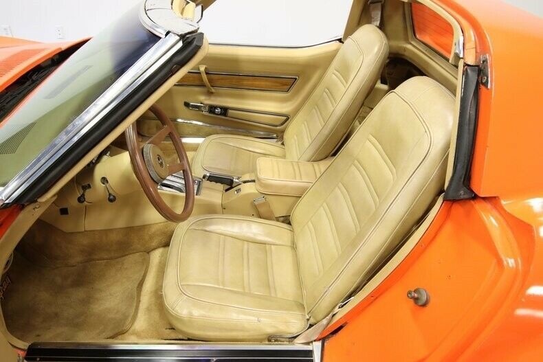 1976 Orange Chevrolet Corvette Coupe