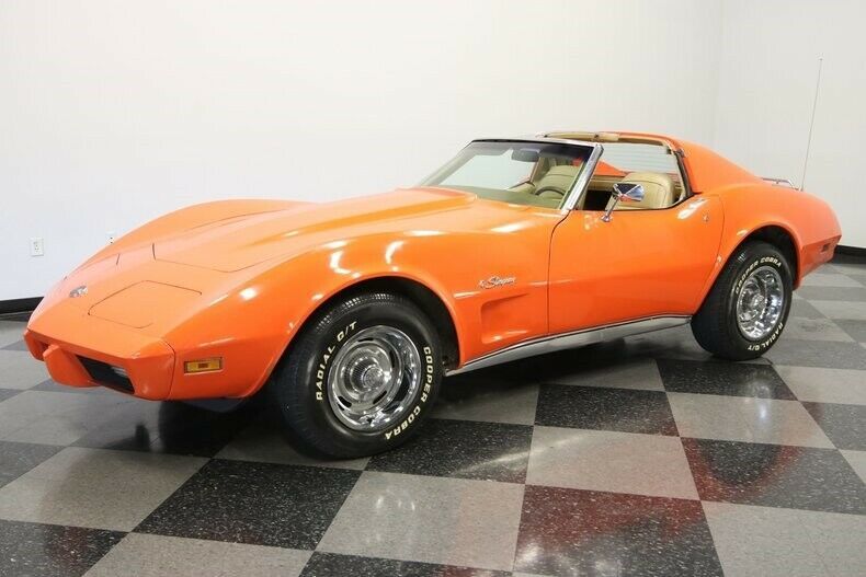 1976 Orange Chevrolet Corvette Coupe