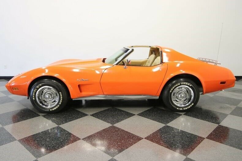 1976 Orange Chevrolet Corvette Coupe