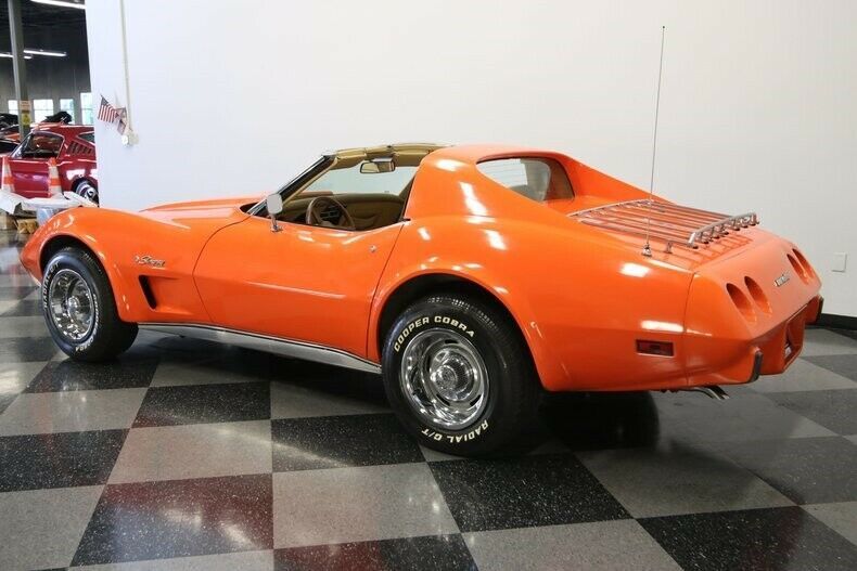 1976 Orange Chevrolet Corvette Coupe