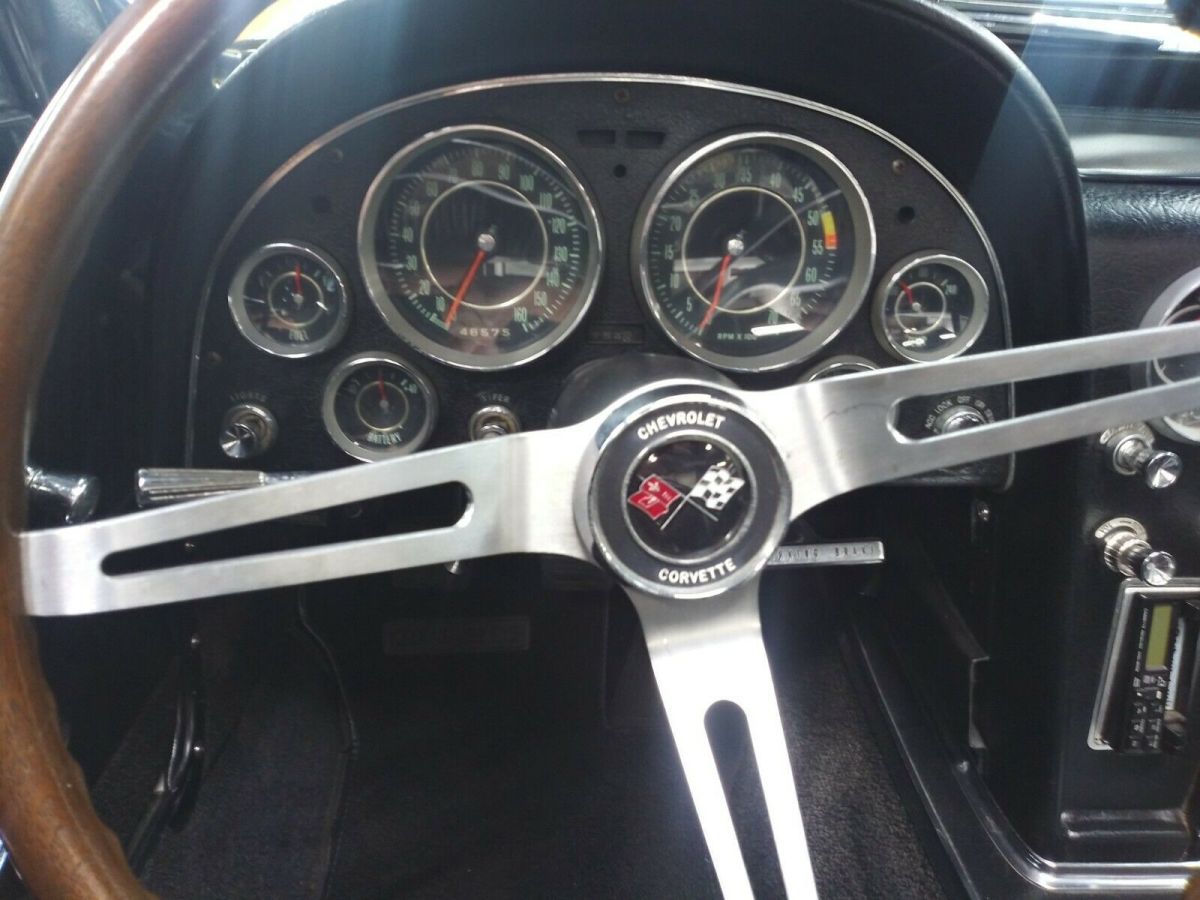 1964 White Chevrolet Corvette Convertible