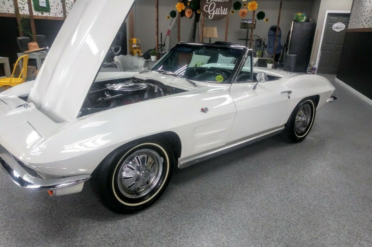 1964 White Chevrolet Corvette Convertible