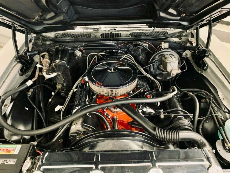 1972 Silver Chevrolet Chevelle Coupe