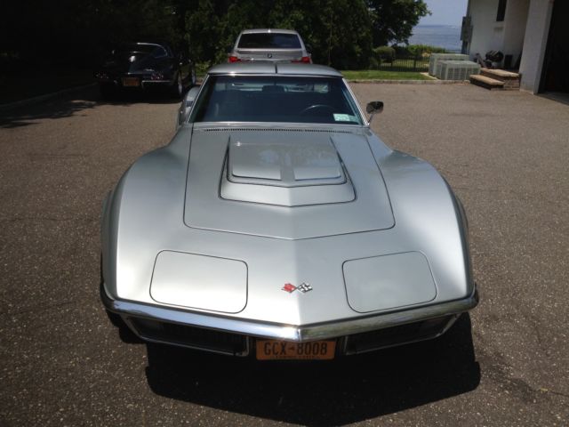 1970 Silver Chevrolet Corvette Coupe