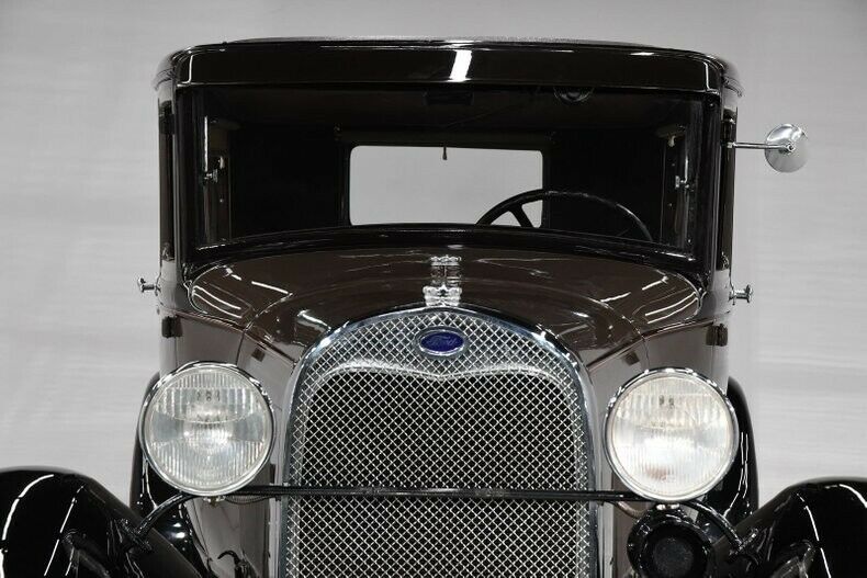 1929 Brown Ford Model A Coupe
