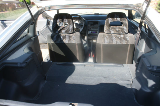 1991 White Honda CRX Hatchback