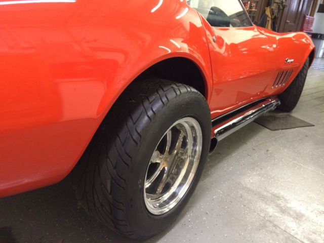 1969 monaco orange Chevrolet Corvette