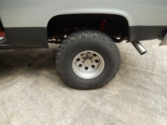 1985 Silver Chevrolet Blazer