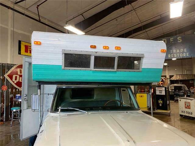 1967 White Ford Camper Equiped 18ft Chassis