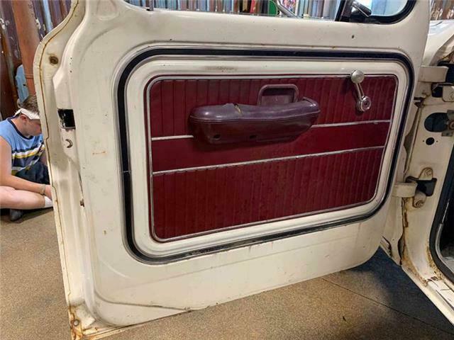 1970 White Ford F-250 Pickup Truck