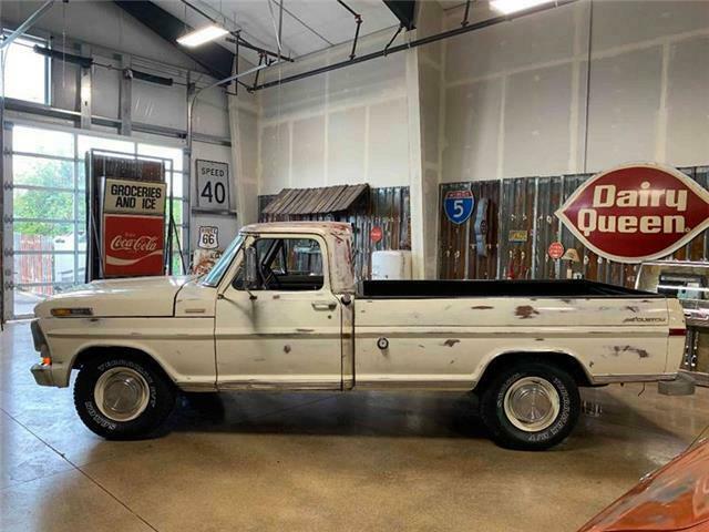 1970 White Ford F-250 Pickup Truck