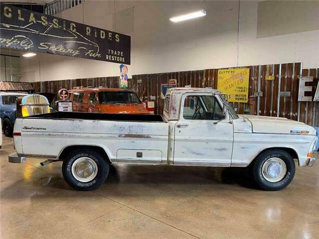 1970 White Ford F-250 Pickup Truck