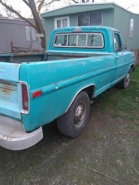 1972 Blue Ford F-250 Standard Cab Pickup