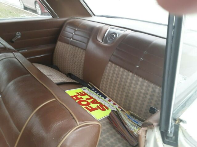 1964 White Chevrolet Impala