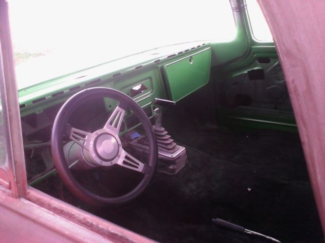 1960 Primer Chevrolet C-10 Stepside