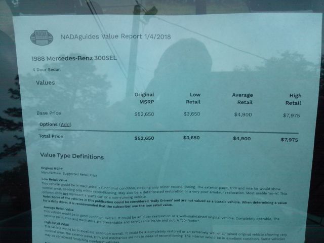 1988 Gold Mercedes-Benz S-Class Sedan