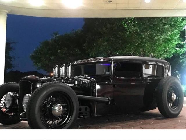 1934 Black Oldsmobile JAGUAR Coupe