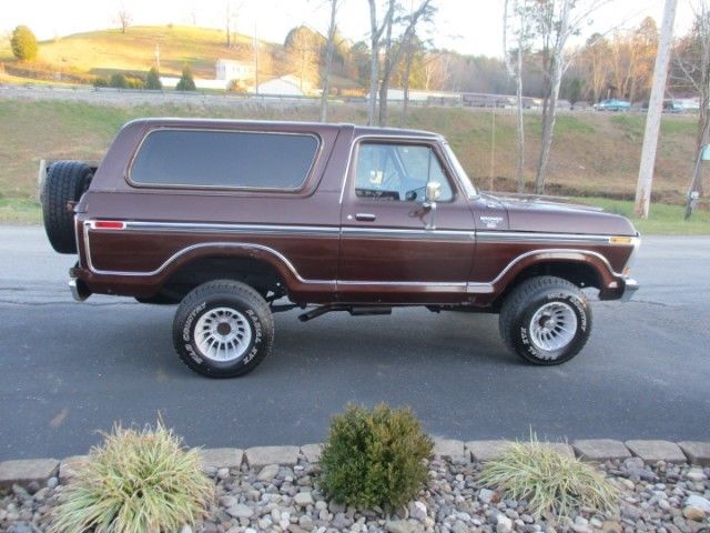 1979 Brown Ford Bronco SUV
