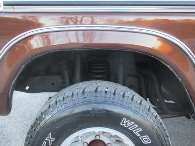 1979 Brown Ford Bronco SUV