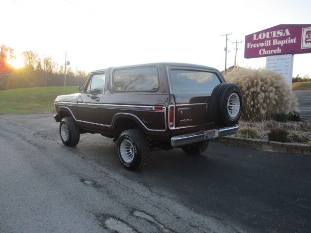 1979 Brown Ford Bronco SUV