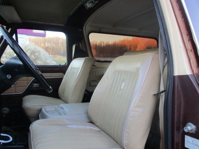 1979 Brown Ford Bronco SUV