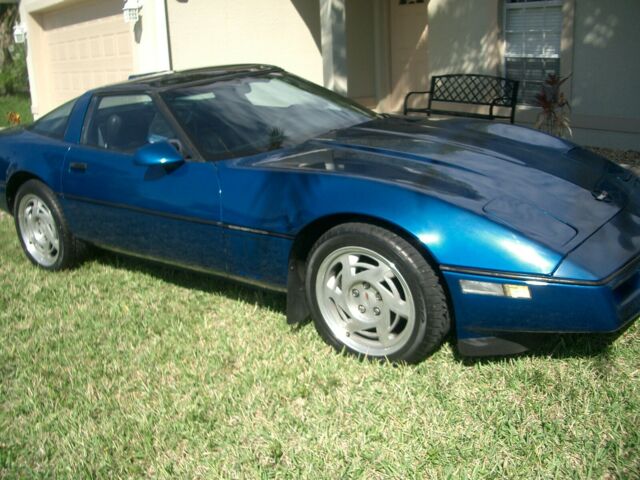 1990 Black Chevrolet Corvette Coupe