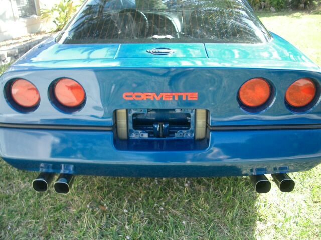 1990 Black Chevrolet Corvette Coupe