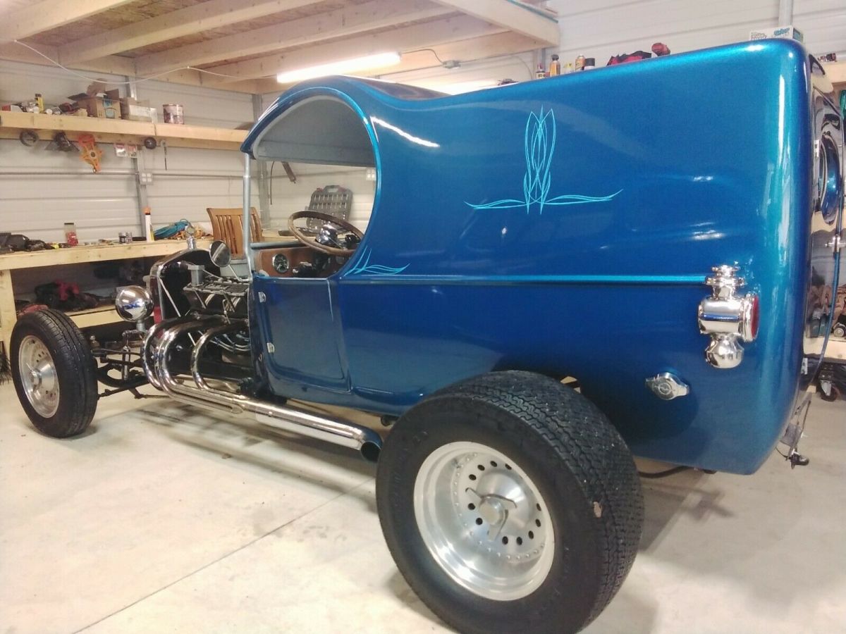 1925 Ford c cab 3 door