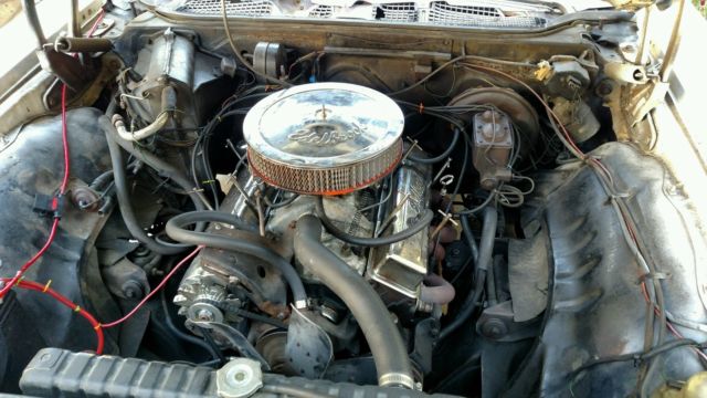 1970 White Chevrolet Impala Sedan