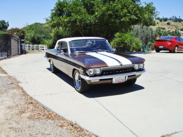 1961 Oldsmobile Cutlass Coupe