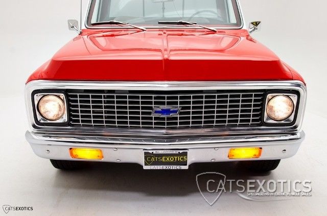 1971 Orange Chevrolet C-10 Pickup Truck