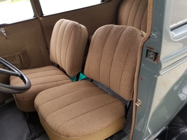 1930 Grey/Green Ford Model A Sedan