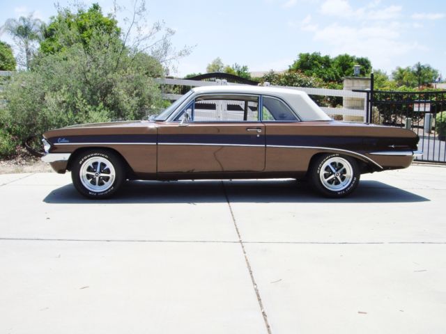1961 Oldsmobile Cutlass Coupe