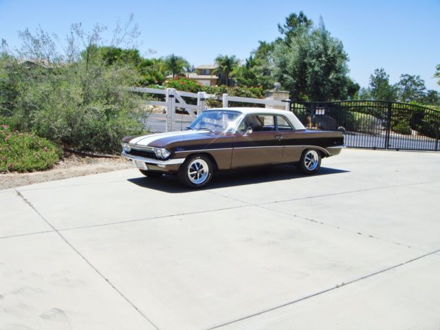 1961 Oldsmobile Cutlass Coupe