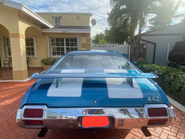 1968 Blue Oldsmobile Cutlass Coupe