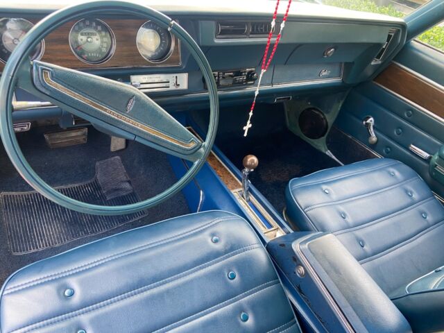 1968 Blue Oldsmobile Cutlass Coupe