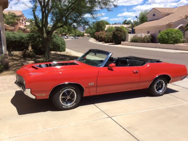 1970 Red Oldsmobile 442 Convertible