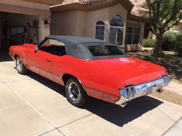1970 Red Oldsmobile 442 Convertible