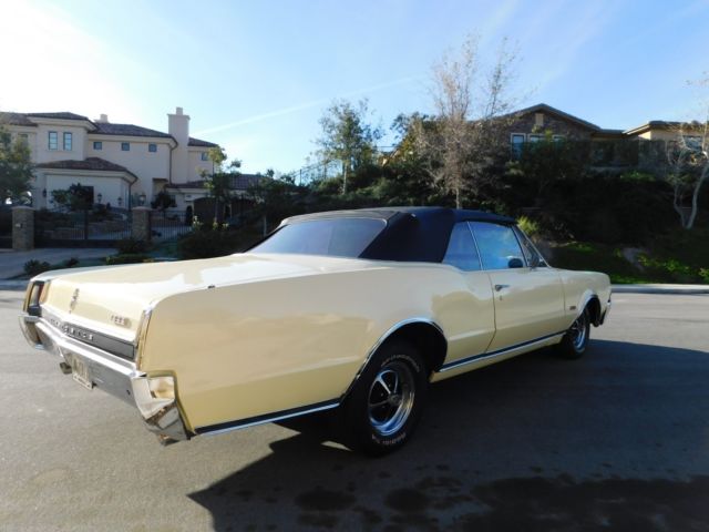 1967 Yellow Oldsmobile 442 Convertible